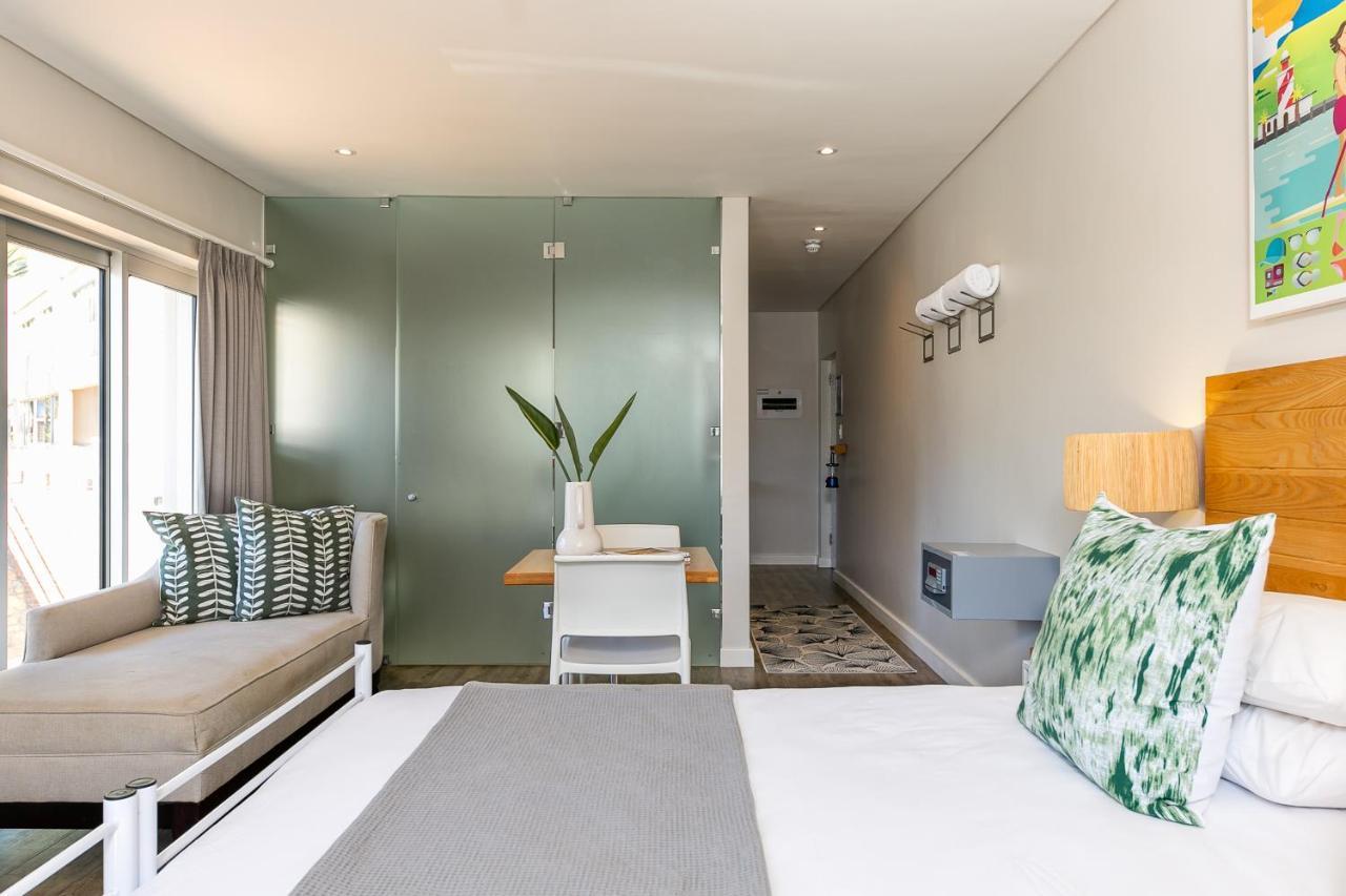 Beach Views -Camps Bay Village Cape Town Exterior photo